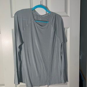Long sleeve Aerie offline athletic shirt In sage green size extra large